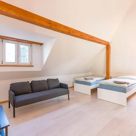 Lejlighed Center Close To And Shops *