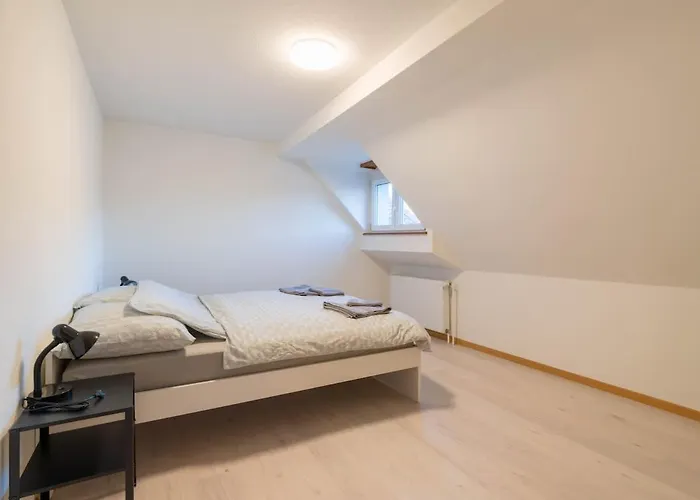 Center Close To And Shops Lejlighed *