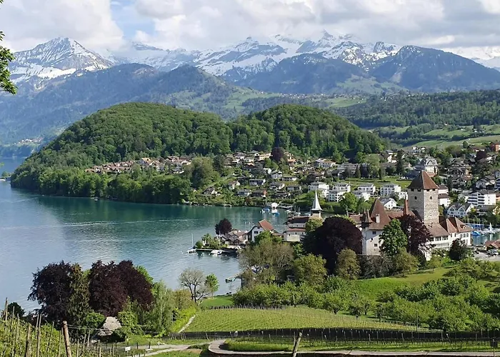 Center Close To And Shops Lejlighed *