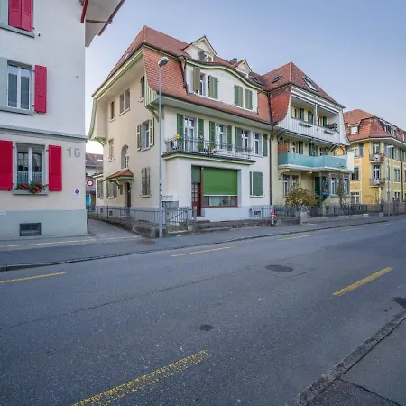 Apartment Center Close To And Shops