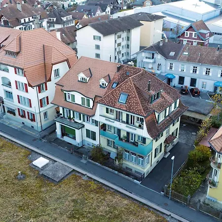 Center Close To And Shops Thun